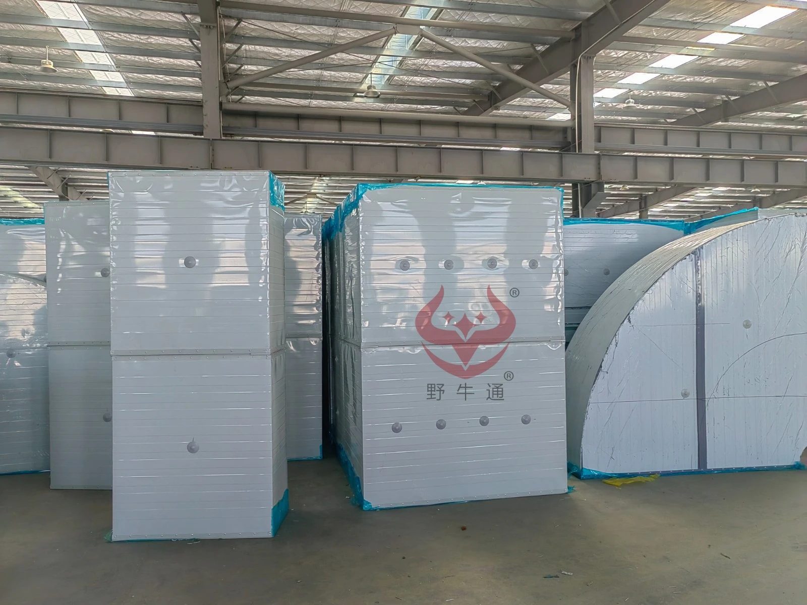 彩钢玻纤5.jpg 彩钢玻纤5.jpg