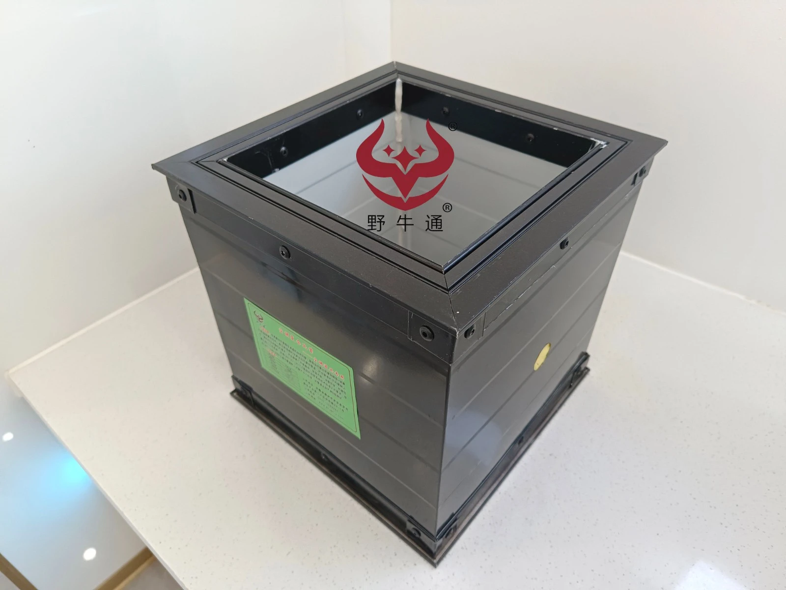 双面彩钢断桥玻纤7.jpg 双面彩钢断桥玻纤7.jpg