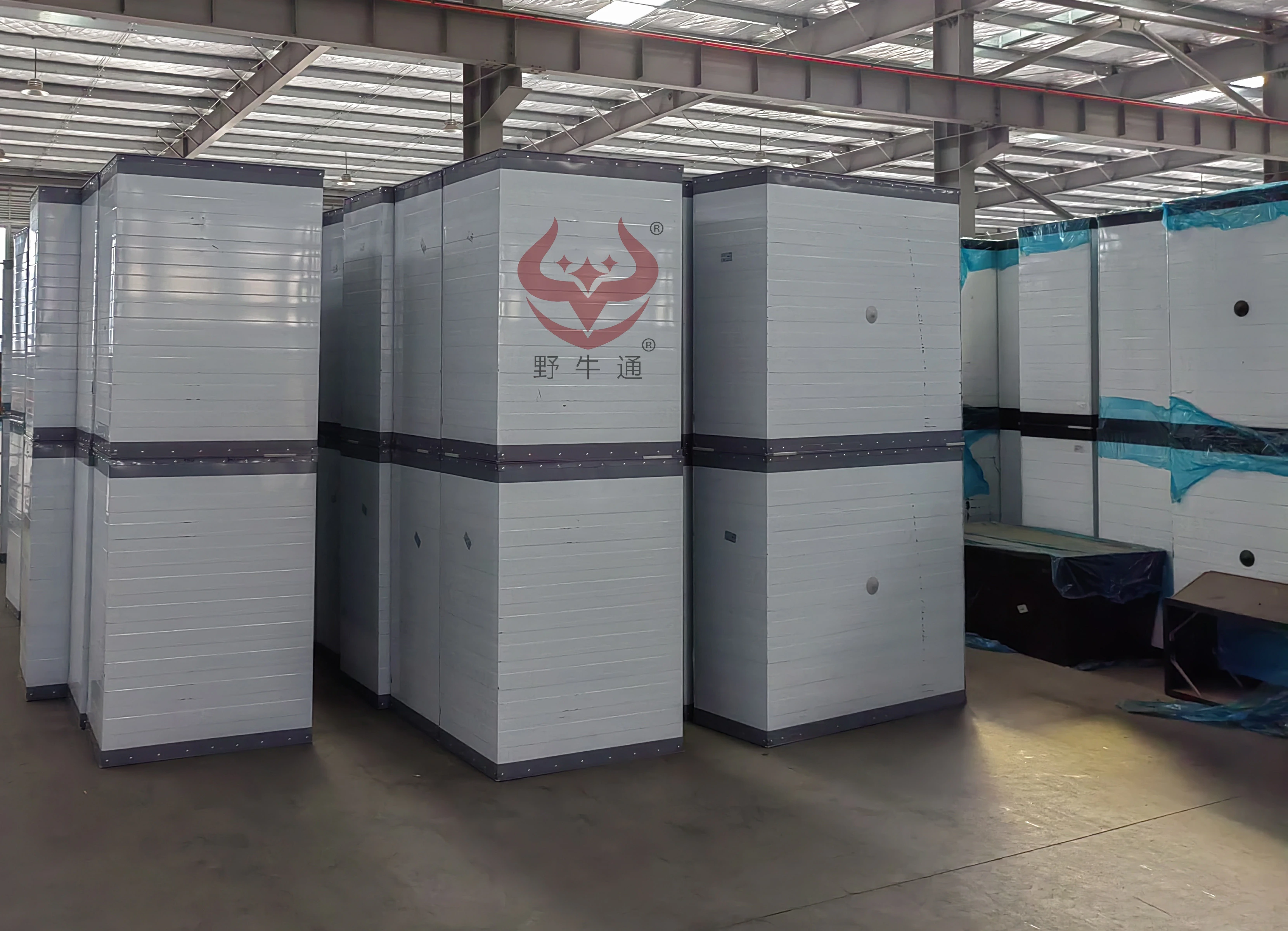 彩钢玻纤4.jpg 彩钢玻纤4.jpg