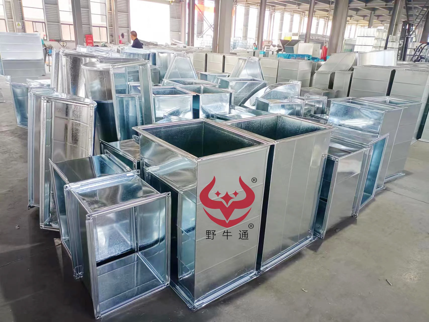 镀锌共板法兰2风管.jpg 镀锌共板法兰2风管.jpg